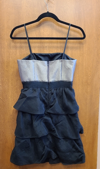 Max and Cleo dress, size 4, black and gold - Picture 2 of 3